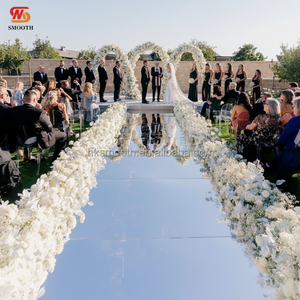 Alfombra de Pasillo para Bodas SMOOTH, Alfombra de Espejo Plateada, Pasillo Decorado para Bodas, Pasarela para Salón de Fiestas - Product Image 1