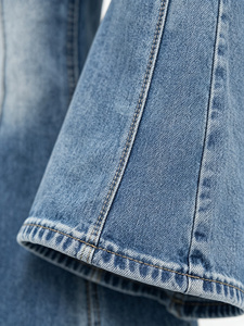 Jean évasé taille mi-haute pour femme, coupe bootcut, en denim stretch délavé bleu clair, style vintage streetwear, coupe slim, pantalon décontracté, grandes tailles - Product Image 4