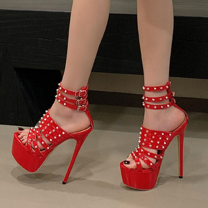 Sandales à talons hauts extrêmes et plateforme épaisse pour femmes, avec rivets métalliques, bout ouvert et lanières de cheville, idéales pour les soirées et la danse - Product Image 3