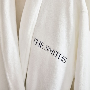 Accappatoi Personalizzati con Logo per Hotel, Morbidi e Caldi in Pile Corallo, Unisex - Abbigliamento Invernale per SPA - Product Image 3