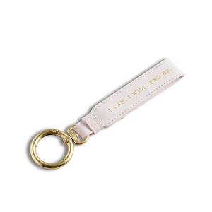 Llavero de Moda con Diseño Simple, Rectangular, Blanco, de Cuero PU, con Trébol de Cuatro Hojas y Letra Chapada - Product Image 3