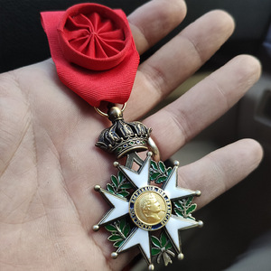 Medaglia dell'Ordine della Legione d'Onore Francese, Qualità Supervisata East Line, Incisione 3D in Zinco, Distintivo dell'Imperatore Napoleone - Product Image 3