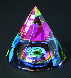 Kristal Kubbe ile Gökkuşağı Faceted Koni Piramit Paperweight MH-F0294 - Product Image 1