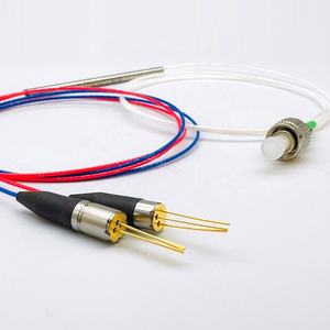 ديود ليزر CWDM 1*2 <span class=keywords><strong>DFB</strong></span> 50nm 2mW <span class=keywords><strong>LD</strong></span> 1310nm فوتوديود PD مع FC/APC 15im G نوع - Product Image 1