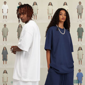 Ensemble T-shirt décontracté et short en maille pour homme, 100 % coton uni, avec design respirant pour l'été - Product Image 3