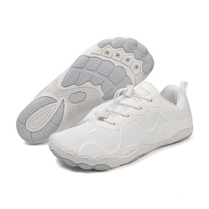 Nouvelles Chaussures Aquatiques Tendance 2026 – Stock Spécial, Personnalisation Plage, Hommes et Femmes, Chaussures <span class=keywords><strong>de</strong></span> Plage Abordables - Product Image 3