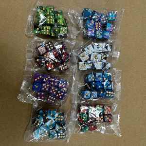 Dados Acrílicos Poliédricos de 12 mm con Patrón de Perlas de 6 Caras para Juegos - Product Image 3