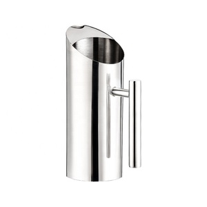 <span class=keywords><strong>Pichet</strong></span> à eau en acier inoxydable <span class=keywords><strong>Pichet</strong></span> en métal avec garde-glace Carafe à boisson avec poignée Boisson chaude glacée Thé Jus Café Bière - Product Image 6