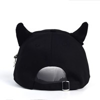 Gorra de Béisbol de 6 Paneles con Cadena Decorativa Estilo Coreano - 100% Poliéster Transpirable, Impermeable, Ajustable, Unisex, para las Cuatro Estaciones