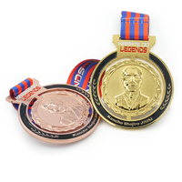 Médaille de sport en alliage de zinc doré en gros avec trophée Fiesta de la meilleure qualité médaille de marathon en métal 3d personnalisée vierge