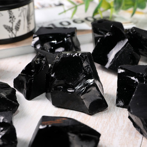 All'ingrosso Kindfull Black Obsidian pietre grezze di cristallo curativo naturale pietra grezza alla rinfusa 1kg MOQ per la decorazione di intaglio - Product Image 1