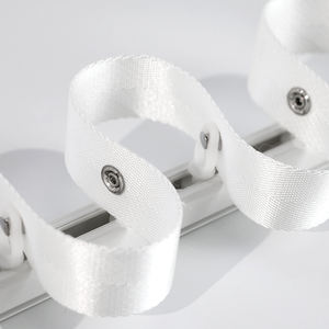 <span class=keywords><strong>Tringle</strong></span> à rideau motorisée en forme de S, rail à rideau carré, courbé sur mesure <span class=keywords><strong>pour</strong></span> les baies vitrées et les formes architecturales uniques, utilisation en intérieur - Product Image 1