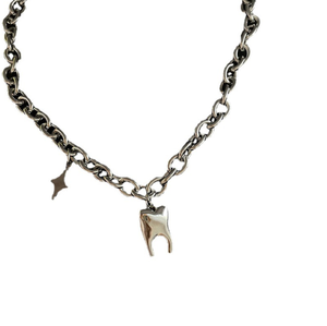 Collana Trendy 2024 in Acciaio Inossidabile per Donne, Ciondolo Divertente a Forma di Dente con Catena a Maglie per Regali e Feste - Product Image 6