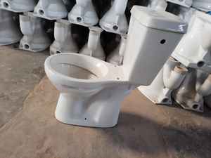 WC en céramique PP deux pièces élégant de fabrication indienne, prix de gros pour les toilettes de salle de bain - Product Image 2