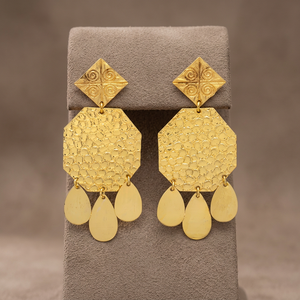 Pendientes Étnicos Unisex de Latón Chapado en Oro Rosa de 24k Hechos a Mano para Aniversario, Venta al por Mayor desde Rajasthan - Product Image 3