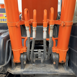 เครื่องจักรก่อสร้างมือสองคุณภาพดี Hitachi zx160 รถขุดตีนตะขาบ 16 ตัน รุ่น Zaxis 160 สำหรับงานก่อสร้างถนน - Product Image 5