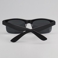 Lunettes de soleil carrées rétro classiques avec logo personnalisé, vente en gros à bas prix, lunettes de soleil promotionnelles pour hommes, lunettes de soleil tendance en vrac pour la randonnée