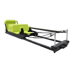 Reformer de Pilates télescopique en alliage d'aluminium réglable Rongan, cadre antidérapant et stable pour l'entraînement physique - Product Image 2