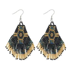 Boucles d'oreilles à pampilles en perles de riz tissées à la main, style ethnique d'Asie occidentale, design de niche européen américain, personnalisées et fraîches - Product Image 6