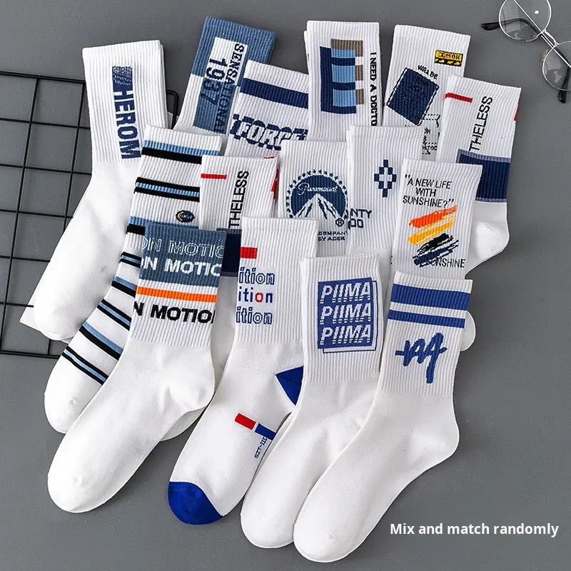 Wholesale Sweat-Absorbent Autumn Winter for Women Men Basketball Sports Crew Socks