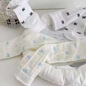 Jingwen OEM Calcetines De Tripulacion Bán Buôn Phụ Nữ Trắng Ballet Phong Cách Mềm Mại Dễ Thương Phụ Nữ Crew Vớ - Product Image 2
