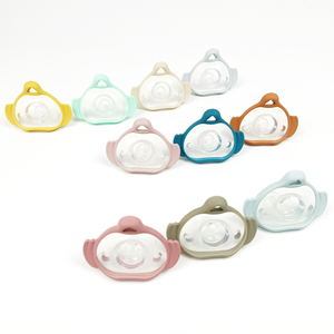 Sucette pour bébé nouveau-né en silicone de qualité supérieure, sans BPA, de qualité alimentaire, tétine en silicone durable, facile à nettoyer - Product Image 3