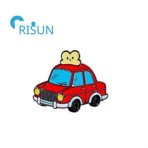 Pin de solapa personalizado para conductor de minivan, furgoneta, camión, taxi, coche, autobús, vehículo, sedán; broche de esmalte personalizado para coche/sedán. - Product Image 6