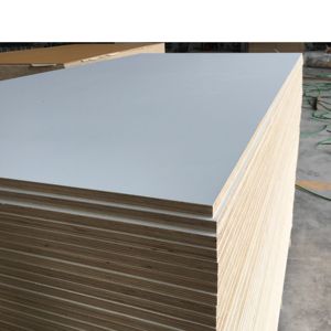 Venta directa de fábrica, película de arce canadiense ecológica, cara de chapa de abedul de madera contrachapada amarilla para uso en la sala de estar, precio barato - Product Image 1