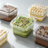 Boîte à gâteau en plastique transparent en gros avec couvercle à clipser, conteneur carré pour desserts, idéal pour les gâteaux à étages et l'emballage à emporter pour boulangeries