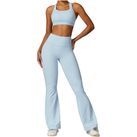 Ensembles d'entraînement de yoga de gymnastique avec logo personnalisé pour femmes leggings évasés taille haute et soutien-gorge de sport croisé dans le dos tenues de style supérieur 2 pièces