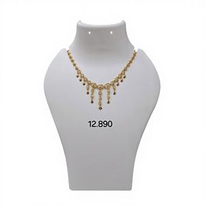 Ensemble de collier à maillons texturés dorés avec accents verticaux et boucles d'oreilles assorties pour les bijoux quotidiens des femmes - Product Image 2