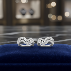 Orecchini E3133 in Oro Bianco con Diamanti Taglio Baguette, Gioielli di Lusso da Donna per Matrimonio, Diamanti Naturali Colore D - Product Image 2