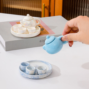 กาน้ำชาเซรามิกขนาดเล็ก พอร์ซเลน ของตกแต่งน้ำชา แก้วน้ำชาขนาดเล็กสำหรับเล่น ของตกแต่งน้ำชาแกะสลักลาย กังฟู ของใช้ในชุดน้ำชาเซรามิก - Product Image 5