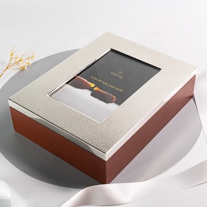 Caja de regalo de boda de madera con marco de fotos extraíble Simple de tamaño personalizado <span class=keywords><strong>para</strong></span> dátiles de chocolate, embalaje de postre dulce con certificado SABER - Product Image 1