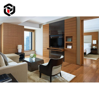Lit King Size Moderne Personnalisé en Forme de U, Suite de Chambre en Bois et Métal, Écologique et Durable, Mobilier d'Hôtel et d'Appartement Cinq Étoiles
