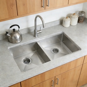 Lavello da <span class=keywords><strong>Cucina</strong></span> Professionale Sottopiano in Acciaio Inox 16 Gauge, Doppia Vasca, Finitura Spazzolata Anti-Impronta - Product Image 1