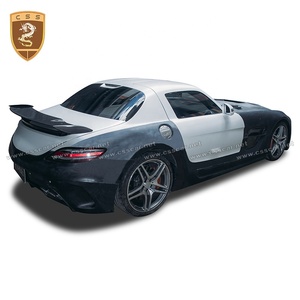 सर्वश्रेष्ठ गुणवत्ता वाले बॉडी किट क्लास c197 अपग्रेड के लिए BLACK-SERIERS स्टाइल फ्रंट बम्पर हुड साइड स्कर्ट - Product Image 3