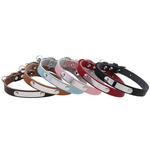 Collier en cuir pour <span class=keywords><strong>chat</strong></span> avec cloche Laisse pour chien et <span class=keywords><strong>chat</strong></span> Lettrage en acier inoxydable Produits pour animaux de compagnie - Product Image 6