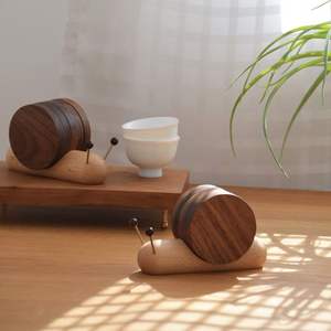 Posavasos de madera maciza de nogal negro con diseño de caracol, tapete aislante para ceremonia del té, regalo creativo y cultural. - Product Image 4