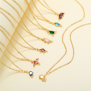ROXI Collar con Colgante de Dinosaurio con Circonita y Baño de Oro de 18k, Joyería para Niños y Mujeres - Product Image 6