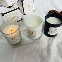 Marque privée OEM 50g de cire de soja naturelle huile parfumée parfum coffret cadeau pots de bougie parfumés de luxe