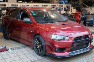 Vrsสไตล์คาร์บอนไฟเบอร์กันชนหน้ากันชน (4 ชิ้น) สําหรับ2008-2015 <span class=keywords><strong>Mitsubishi</strong></span> <span class=keywords><strong>Lancer</strong></span> Evolution <span class=keywords><strong>Evo</strong></span> X - Product Image 3