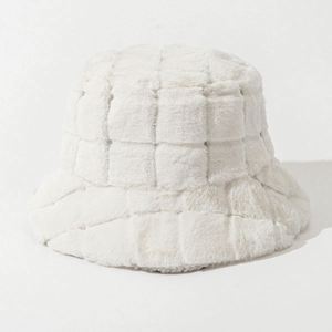 Wholesale in Stock Purple Fuzzy Bucket <b>Hat</b> Checkered Pattern Women Winter <b>Hats</b> Plush Fur Bucket <b>Hat</b> - Product Image 4