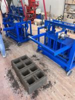 Machine à mouler les blocs de béton à poussée directe 4-45B, petite et mobile, à commande directe, facile à utiliser, faible coût, pour briques creuses manuelles – Vente directe usine