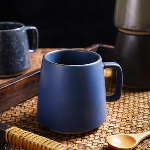 Mug à café en céramique rétro avec logo personnalisé, style japonais, en grès - Product Image 4
