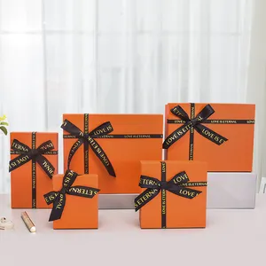 Kotak Hadiah Pita Kupu-kupu Kustom Kertas Kotak Hadiah Gaya Pita Menerima Berbagai Gaya