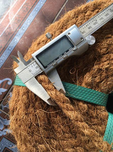 Corde en fibre de coco 100% naturelle, écologique, matière première durable, fabriquée à Ben Tre, Vietnam, longueur de fibre 5-10m, qualité VIET DELTA - Product Image 3