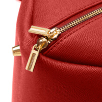 Pochette de maquillage en cuir PU Saffiano rouge, porte-pinceaux, logo OEM, trousse de toilette avec poignée et compartiments, organiseur de cosmétiques