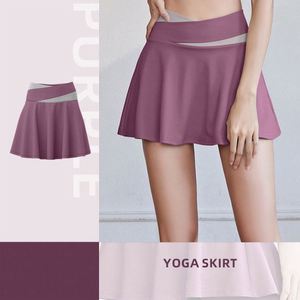 Jupe de tennis pour femmes, imprimée, séchage rapide, respirante, tissu extensible, design plissé, poches intérieures, sublimation personnalisée sur le devant - Product Image 6