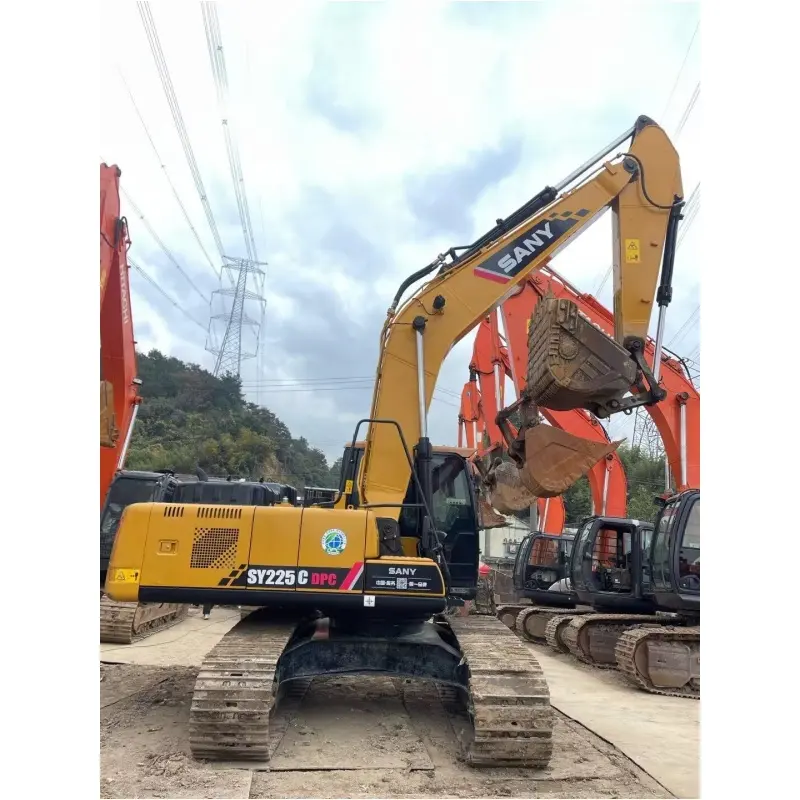 Original paint high quality second-hand SANY SANY225C medium crawler excavator used for small and medium-sized projects